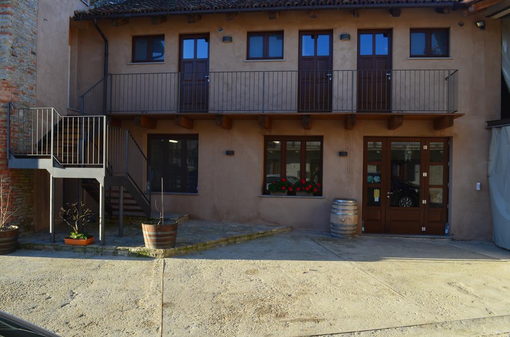 Agriturismo Ra Nissora Roddino Exterior foto